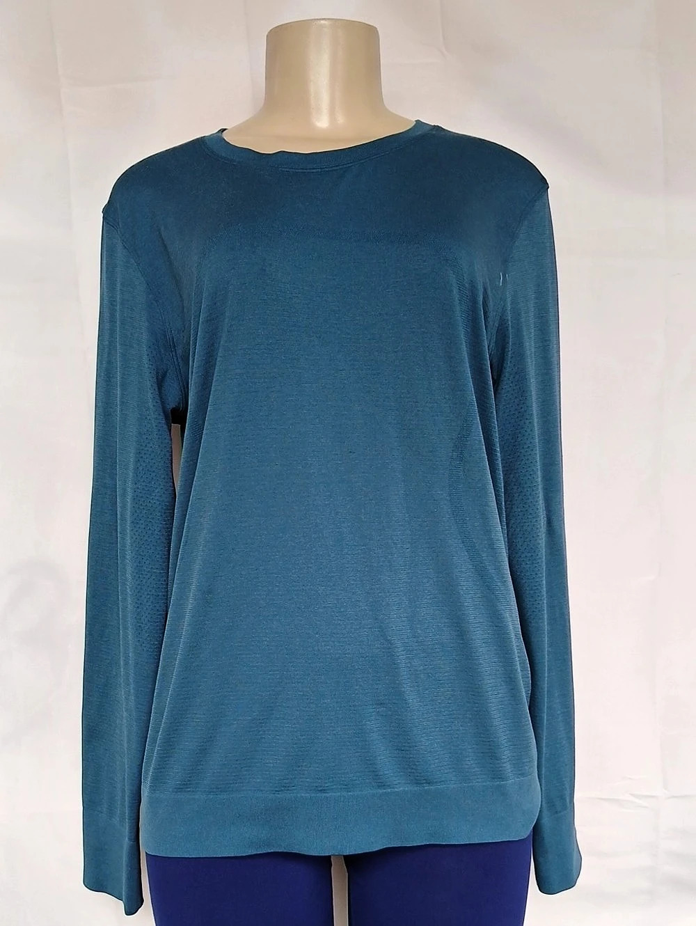 lululemon Swiftly Tech Long-Sleeve Shirt 2.0 Teal Blue Size L